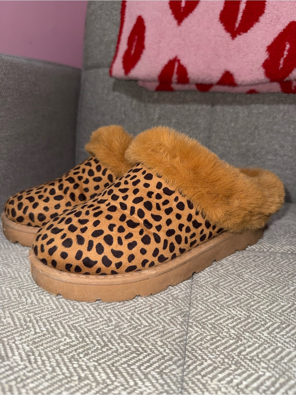 Bamboo Leopard Print‎ Faux Fur Lined Platform Slippers Mules Tan Black